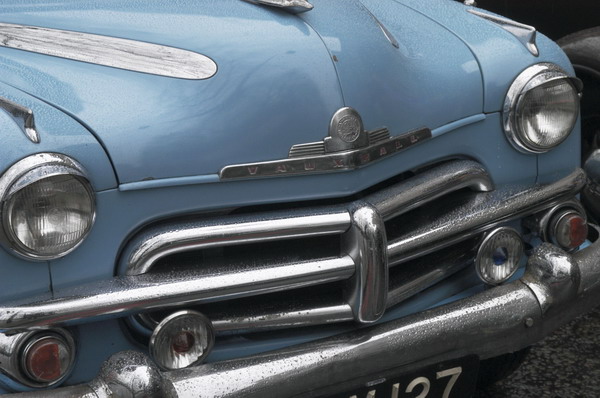 Picture © Peter Marshall, 2004