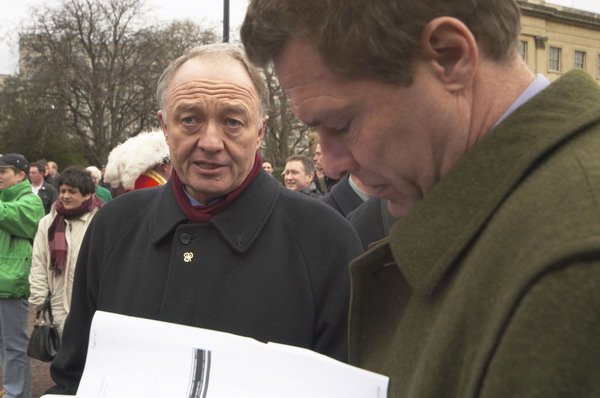 Picture © Peter Marshall, 2004