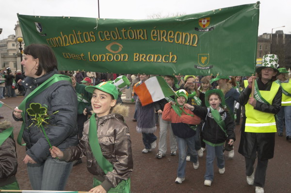 Picture © Peter Marshall, 2004