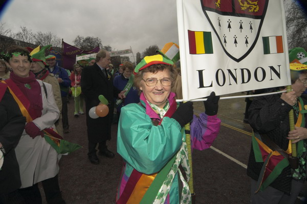 Picture © Peter Marshall, 2004