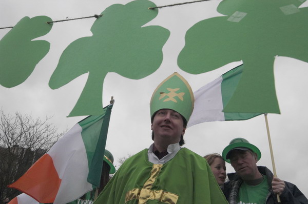 Picture © Peter Marshall, 2004