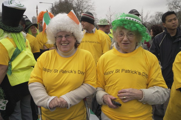 Picture © Peter Marshall, 2004