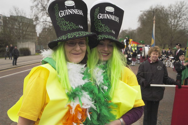 Picture © Peter Marshall, 2004