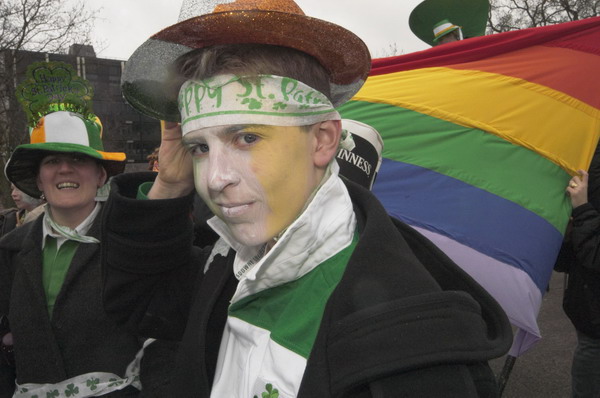 Picture © Peter Marshall, 2004