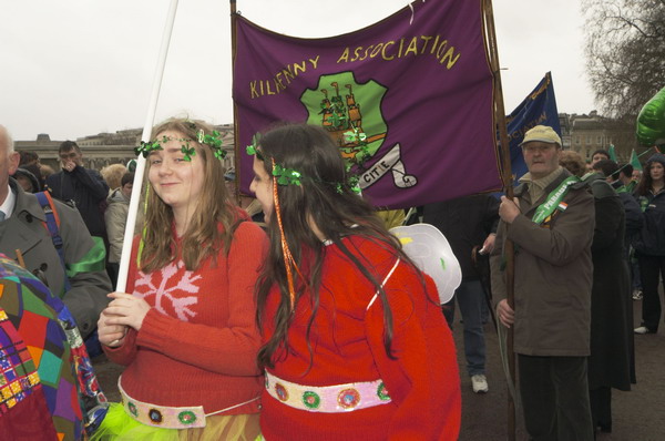 Picture © Peter Marshall, 2004