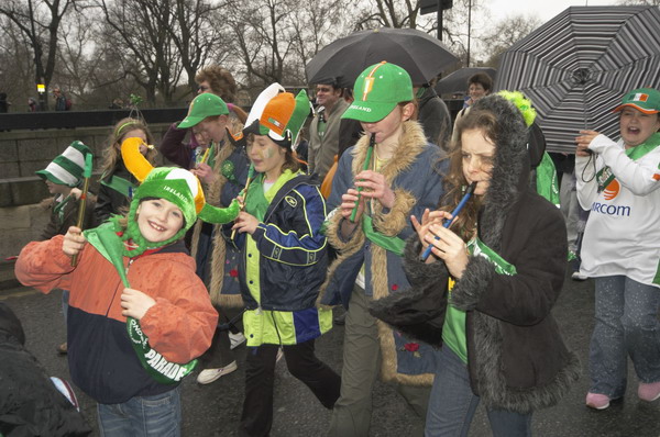 Picture © Peter Marshall, 2004