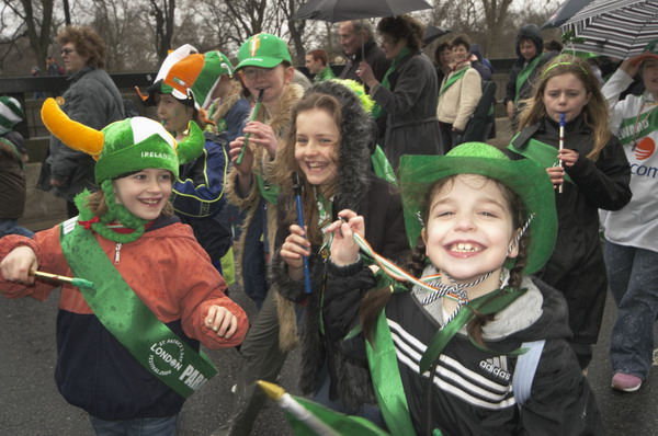 Picture © Peter Marshall, 2004