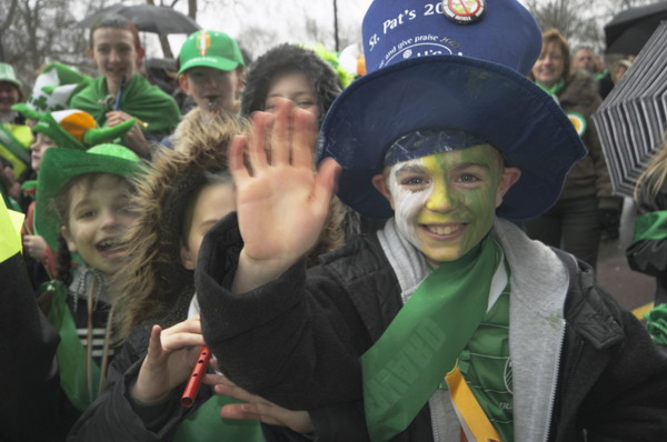 Picture © Peter Marshall, 2004