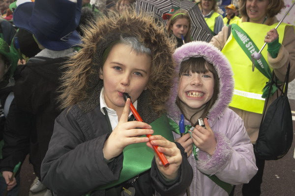 Picture © Peter Marshall, 2004