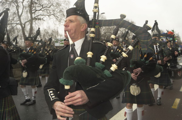 Picture © Peter Marshall, 2004