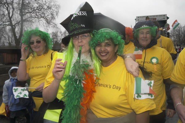 Picture © Peter Marshall, 2004