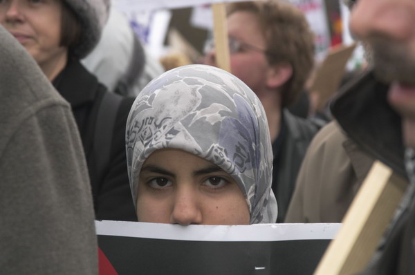 Picture © Peter Marshall, 2004