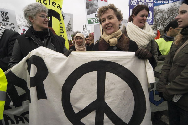 Picture © Peter Marshall, 2004