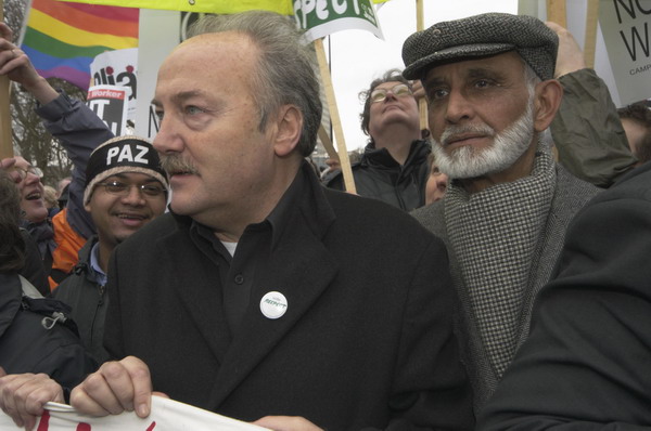 Picture © Peter Marshall, 2004