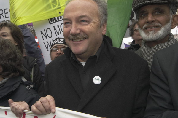 Picture © Peter Marshall, 2004