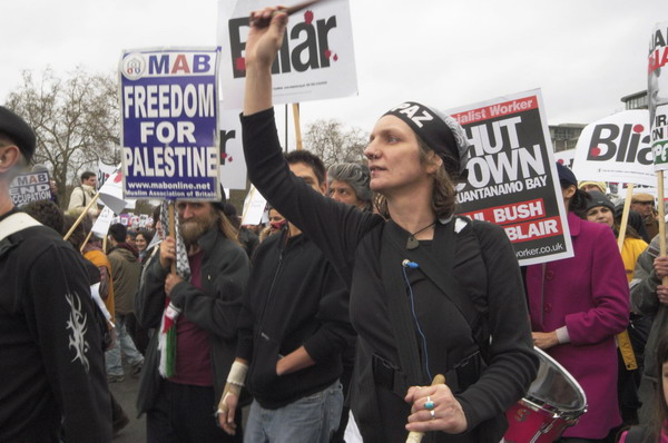 Picture © Peter Marshall, 2004