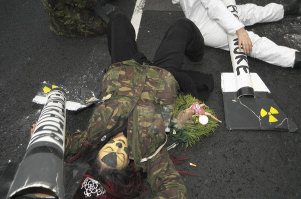 Picture © Peter Marshall, 2004