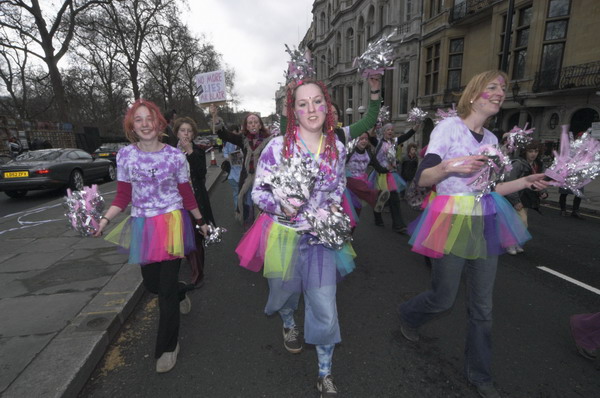 Picture © Peter Marshall, 2004