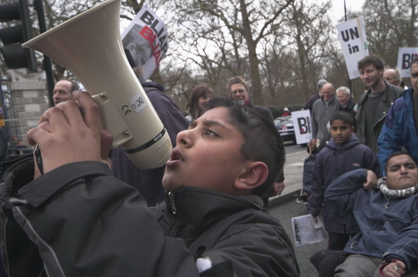 Picture © Peter Marshall, 2004