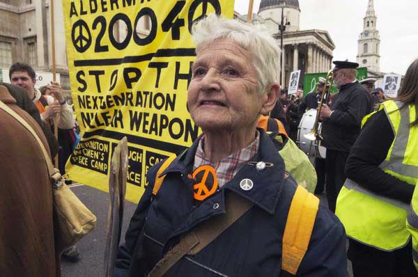 Picture © Peter Marshall, 2004