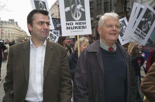 Picture © Peter Marshall, 2004