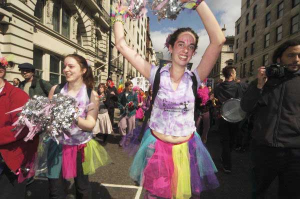 Picture © Peter Marshall, 2004