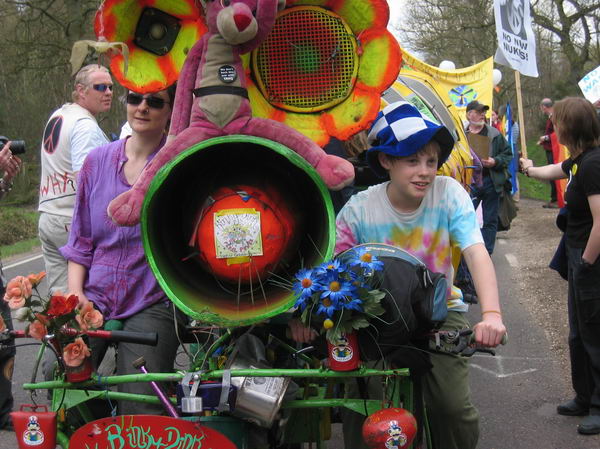 Picture © Peter Marshall, 2004