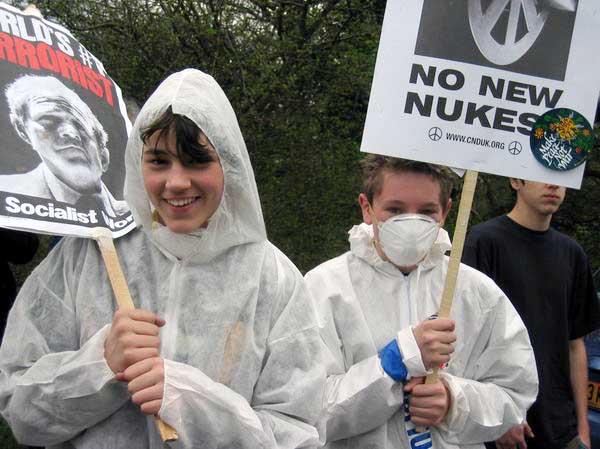 Picture &copy; Peter Marshall, 2004