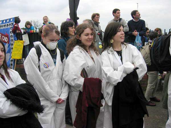 Picture &copy; Peter Marshall, 2004