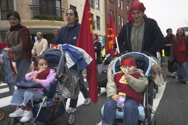 Picture © Peter Marshall, 2004