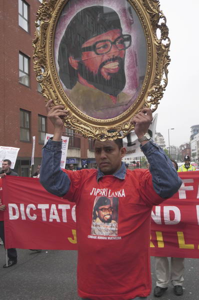 Picture © Peter Marshall, 2004