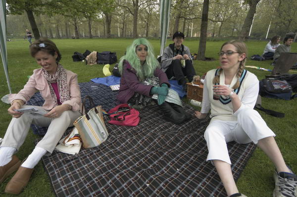 Picture © Peter Marshall, 2004