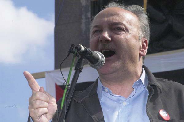 Picture © Peter Marshall, 2004