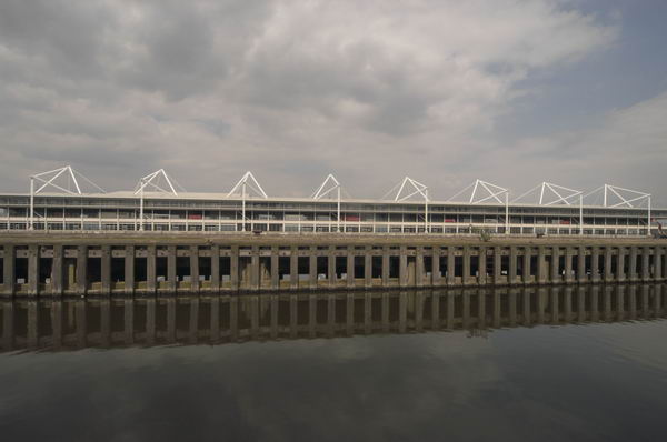 Picture © Peter Marshall, 2004