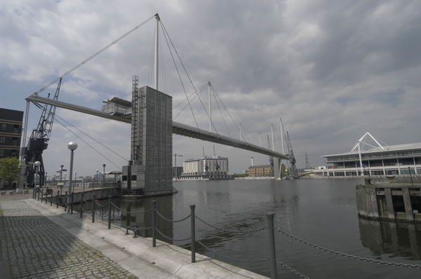 Picture © Peter Marshall, 2004