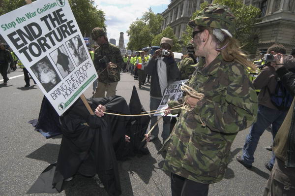 Picture © Peter Marshall, 2004