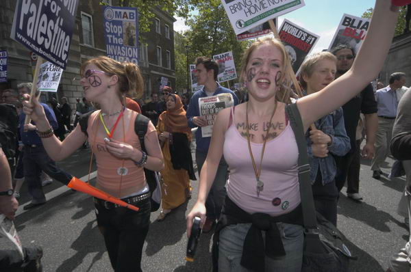 Picture © Peter Marshall, 2004