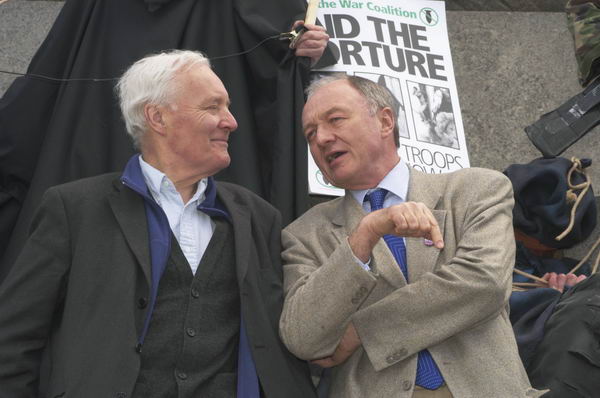 Picture © Peter Marshall, 2004