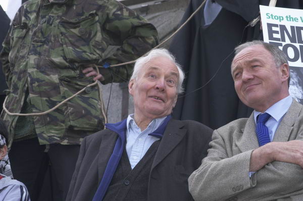 Picture © Peter Marshall, 2004