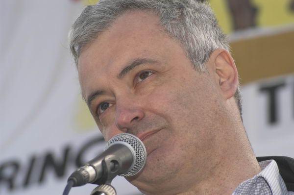 Picture © Peter Marshall, 2004