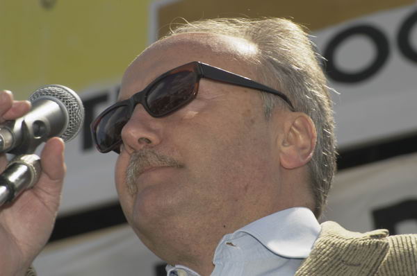 Picture © Peter Marshall, 2004