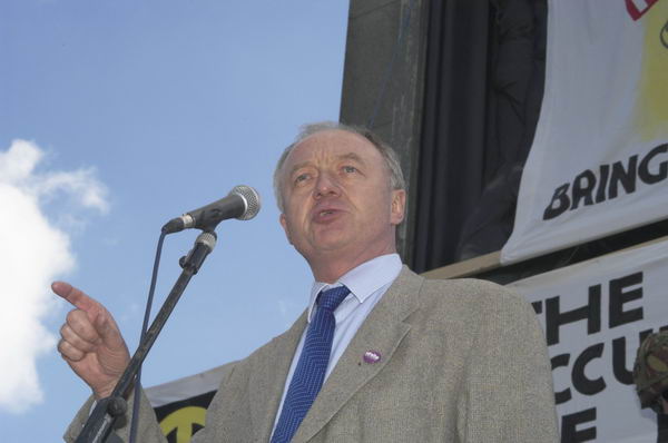 Picture © Peter Marshall, 2004