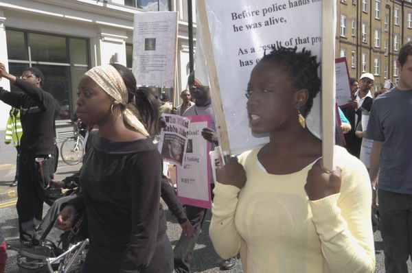 Picture © Peter Marshall, 2004