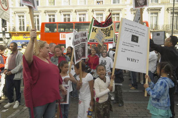 Picture © Peter Marshall, 2004