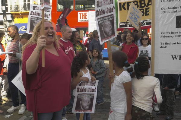 Picture © Peter Marshall, 2004