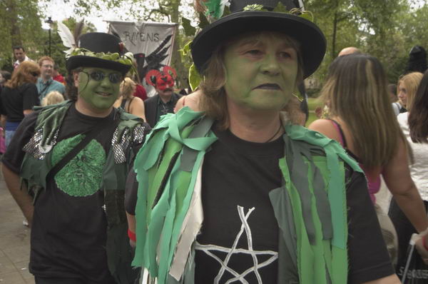 Picture © Peter Marshall, 2004