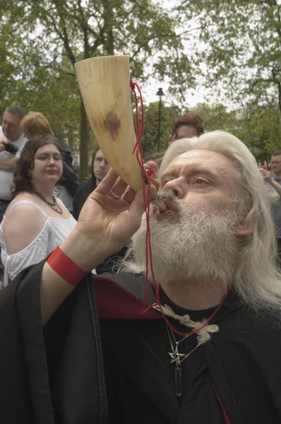 Picture © Peter Marshall, 2004