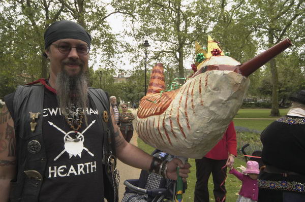 Picture © Peter Marshall, 2004