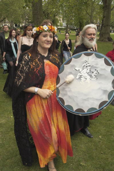 Picture © Peter Marshall, 2004