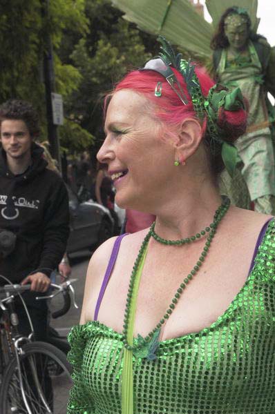 Picture © Peter Marshall, 2004